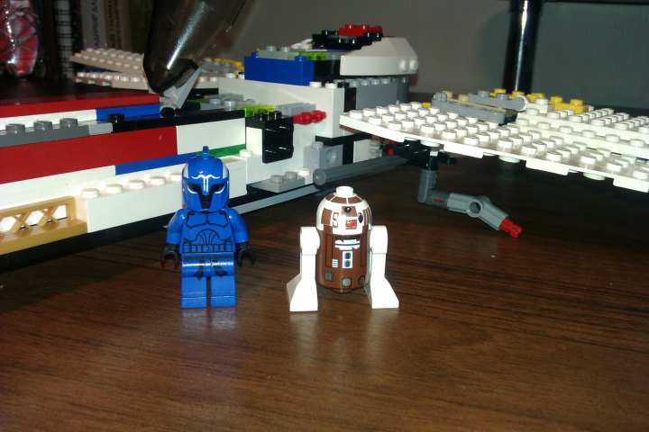 LEGO MOC - In a galaxy far, far away... - S-Wing starfighter