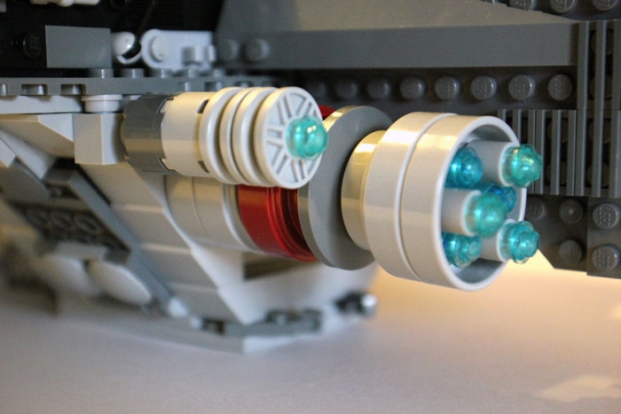 LEGO MOC - In a galaxy far, far away... - Destroyer Stellaire de classe Acclamator I