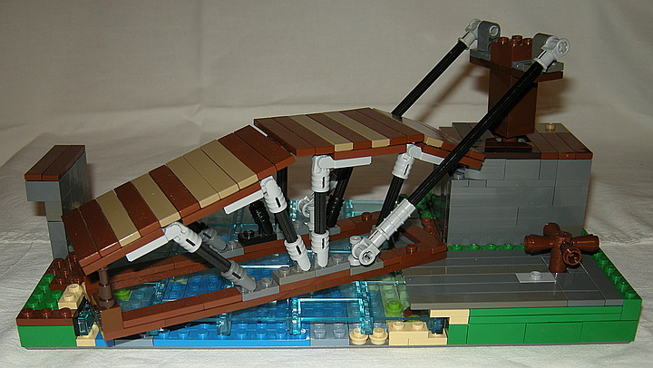 LEGO MOC - Because we can! - Leonardo da Vinci's Revolving Bridge