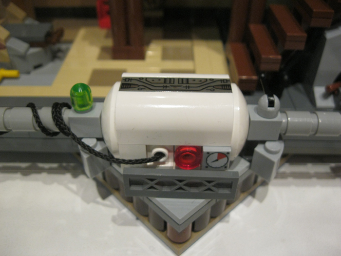 LEGO MOC - Because we can! - Switzerland of 'Clean' toilets: это цестерна-мотор<br />
<br />
закачивает горючее с огнём и высасывает дым