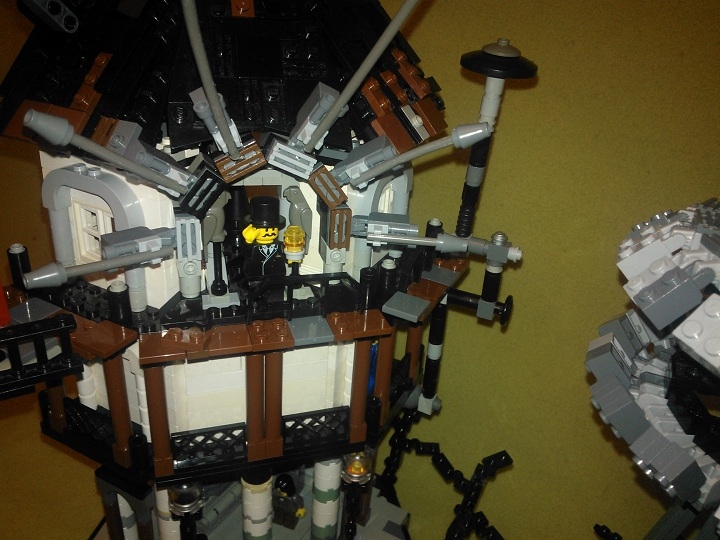 LEGO MOC - Because we can! - Transmission d'énergie sans fil: Никола Тесла и лампочка ))