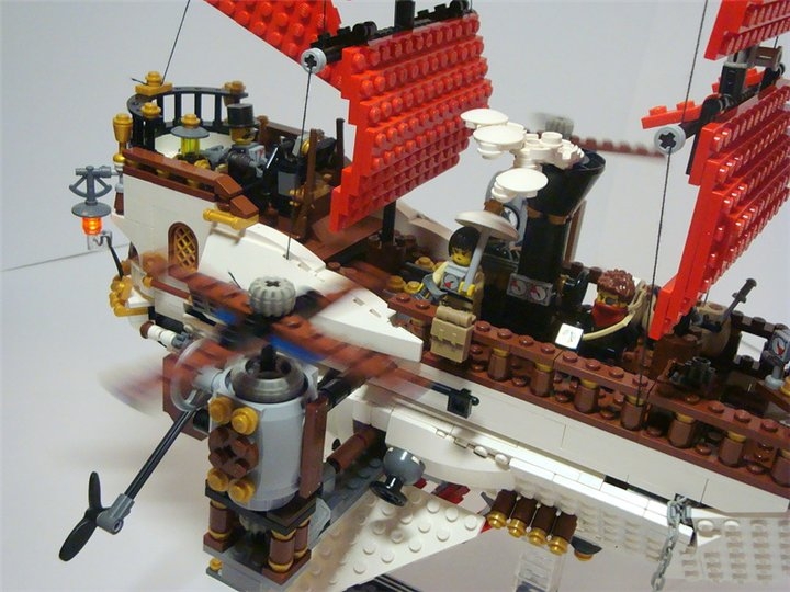 LEGO MOC - Steampunk Machine - Steampunk styled 'Scarlet Sails': Винты вращаются от PF
