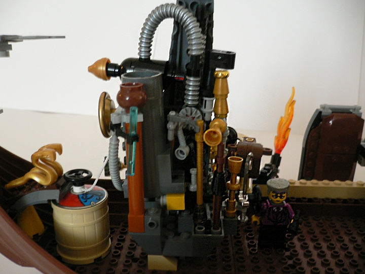 LEGO MOC - Steampunk Machine - Flying Steamship: А вот что находится под кожухом (не знаю как по-другому это назвать)<br />
