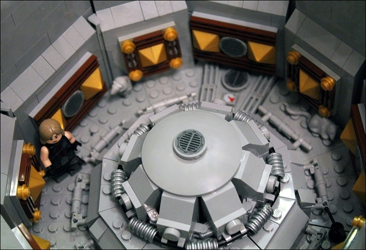 LEGO MOC - Steampunk Machine - Skyholm - the flying city: Технический зал, где находится сердце Skyhall- паровой котел.