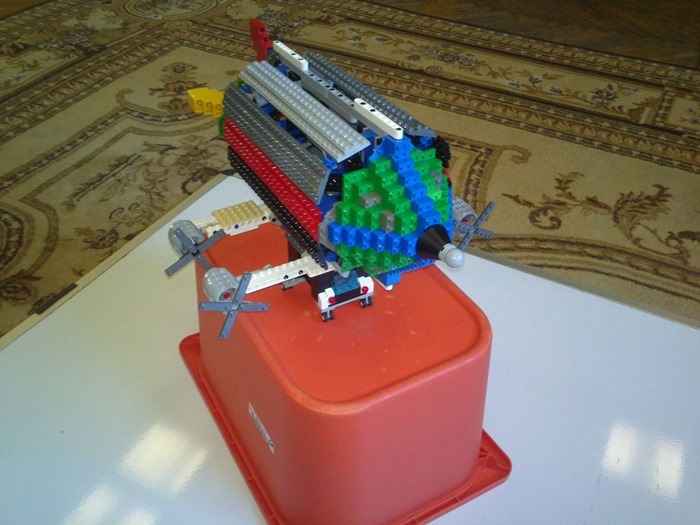 LEGO MOC - Mini-contest 'Zeppelin Battle' - Red-gray Zeppelin