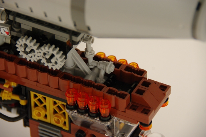 LEGO MOC - Mini-contest 'Zeppelin Battle' - Zeppelins in Hogwarts