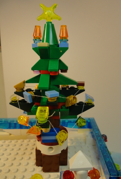 LEGO MOC - New Year's Brick 2014 - В гостях у Дедушки Мороза