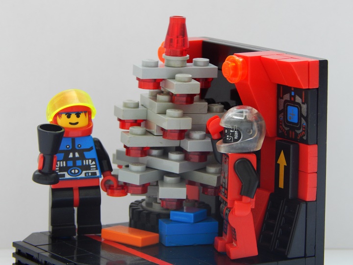 LEGO MOC - New Year's Brick 2014 - New Year in Spyrius