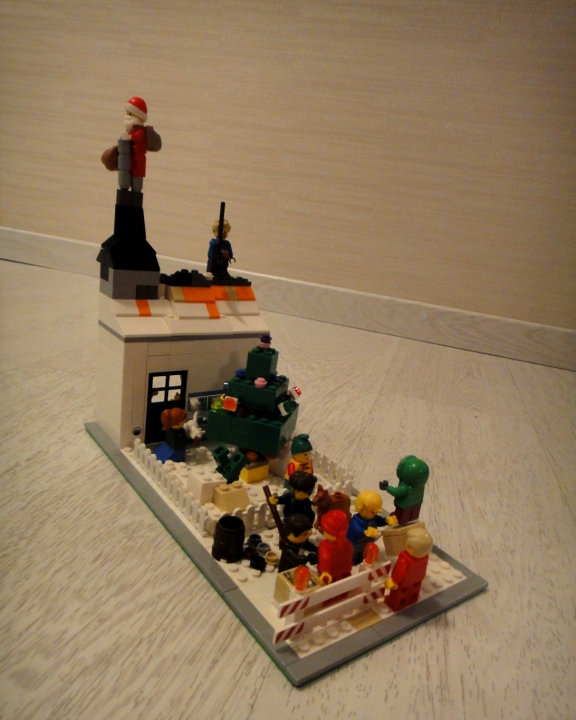 LEGO MOC - New Year's Brick 2014 - Рождественский Домик
