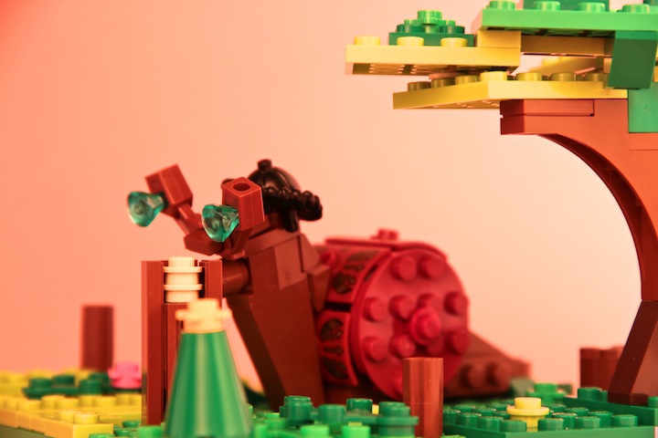 LEGO MOC - 16x16: Animals - Snail in the forest