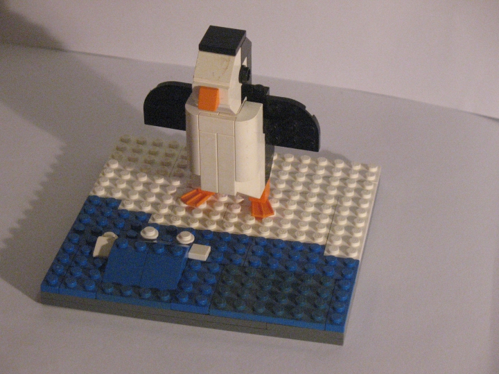 LEGO MOC - 16x16: Animals - Penguin
