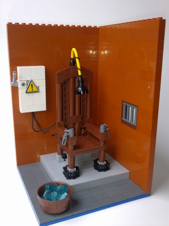 LEGO MOC - 16x16: Technics - Electric Chair