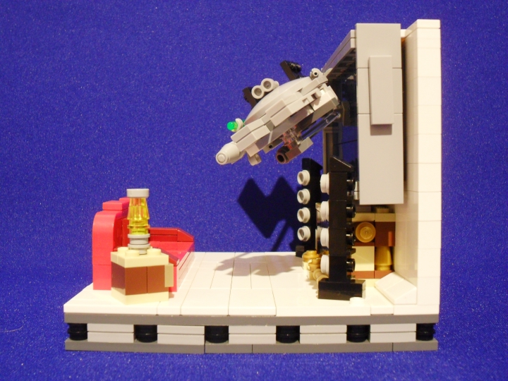 LEGO MOC - 16x16: Technics - Автостереоскопия - 3D-технологии XXI века: Но и у такой, казалось бы, совершенной технологии есть свои минусы. Стереоэффект теряется, если сесть под углом к телевизору, а от специфики подачи изображения глаза сильно устают. + дифференцирование изображения требует сильного процессора, который стоит немалых денег, в следствие чего цена такого телевизора сравнима с ценами на мотоциклы.