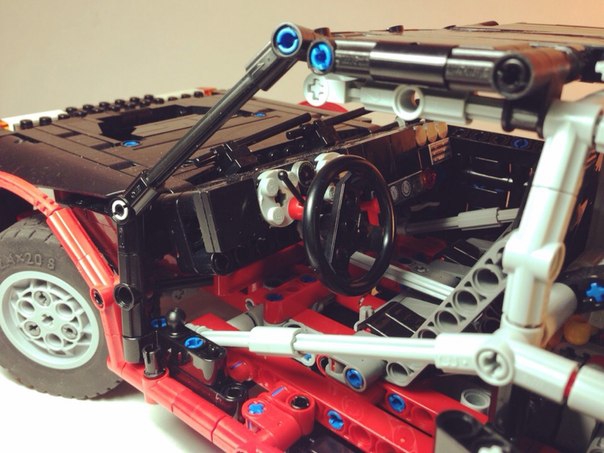 LEGO MOC - Technic-contest 'Car' - peugeot 205 t16 