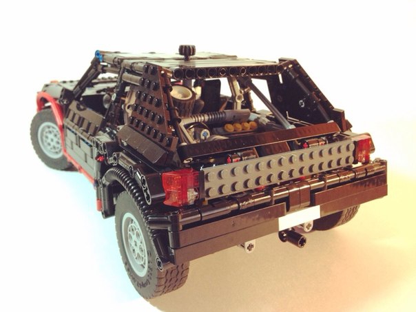 LEGO MOC - Technic-contest 'Car' - peugeot 205 t16 