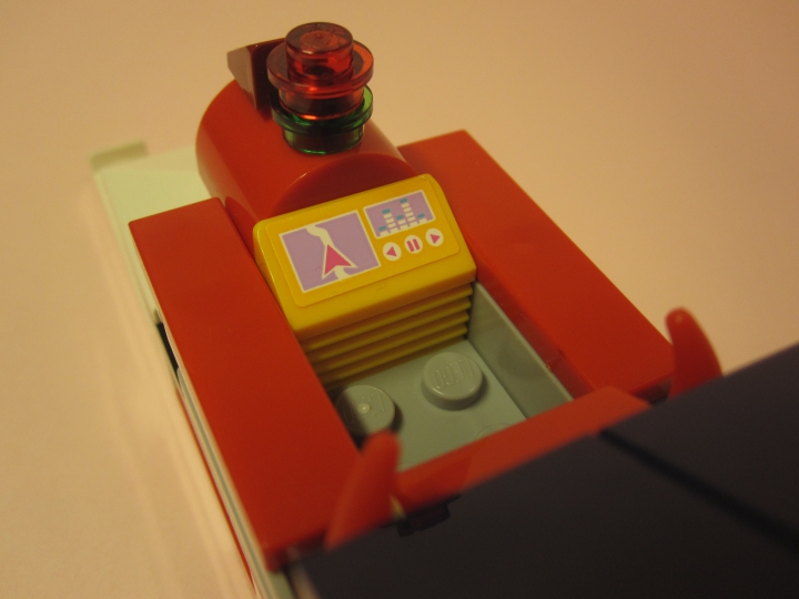 LEGO MOC - New Year's Brick 3015 - Почтовые Новогодние Сани: Приборная доска