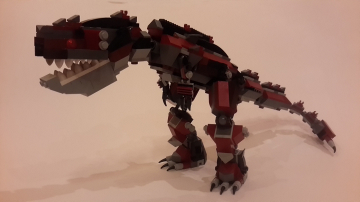 LEGO MOC - Jurassic World - Корнотавр. : Учуял добычу!