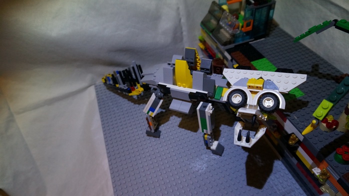 LEGO MOC - Jurassic World - Путешественники во времени: Разверзнутая пасть