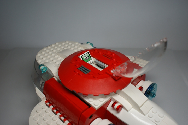 LEGO MOC - Submersibles - Грузовая подводная лодка CS-R32: Верхний модуль может отстыковываться в случае аварийной ситуации