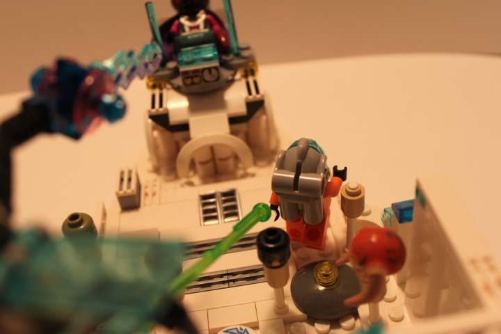 LEGO MOC - Инопланетная жизнь - Последняя жертва: За секунду до...