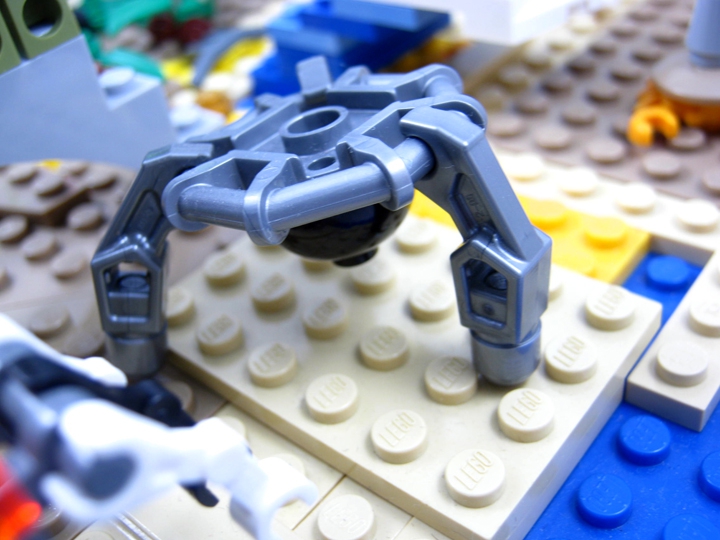 LEGO MOC - Инопланетная жизнь - Однажды на планете Пескор: робот Кипятильник