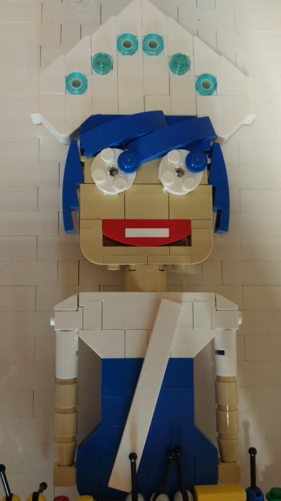 LEGO MOC - New Year's Brick 2016 - Головоломка: Радость в костюме Снегурочки: Радость ближе