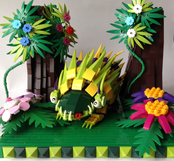 LEGO MOC - Fantastic Beasts And Who Dreams Of Them - Fantastic beastie