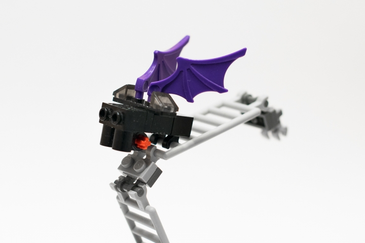 LEGO MOC - Fantastic Beasts And Who Dreams Of Them - Летаус, Лестничник и Змеинус: Одно из них — птичка, называющаяся «Летаус».