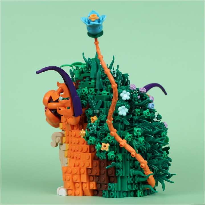LEGO MOC - Fantastic Beasts And Who Dreams Of Them - Garden dragon: Но теперь максимум, на что он способен - упасть мордочкой в землю. А потом ждать помощи, чтобы подняться.