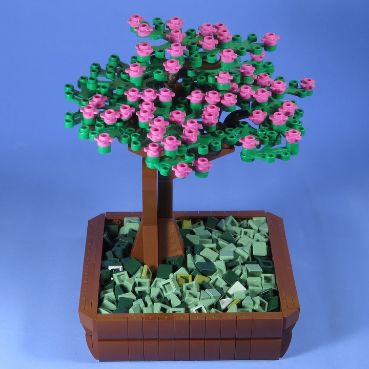 LEGO MOC - 16x16: Botany - Цветущая Сакура (бонсай): Растение вместе со своей чашей помещается на основании 16*16.