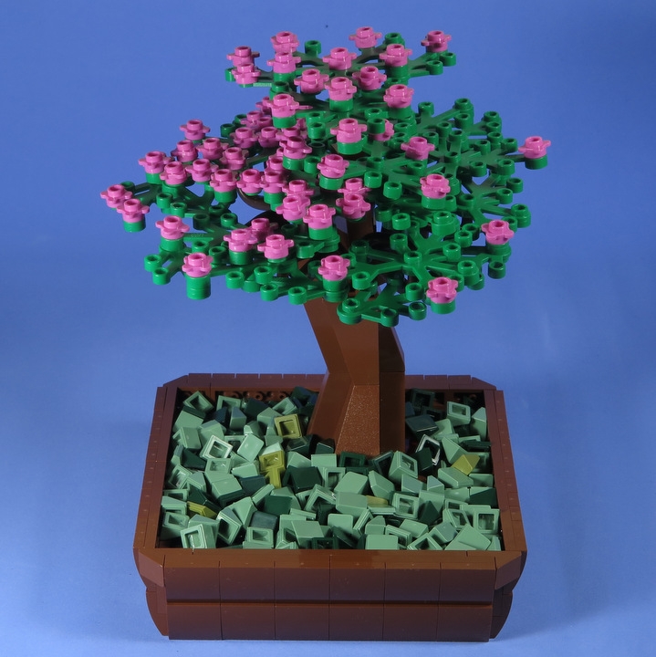 LEGO MOC - 16x16: Botany - Цветущая Сакура (бонсай): С другой стороны тоже помещается.<br />
<br><br><br />
Надеюсь, Сакура хоть немножко порадовала Вас этой ветреной весной.