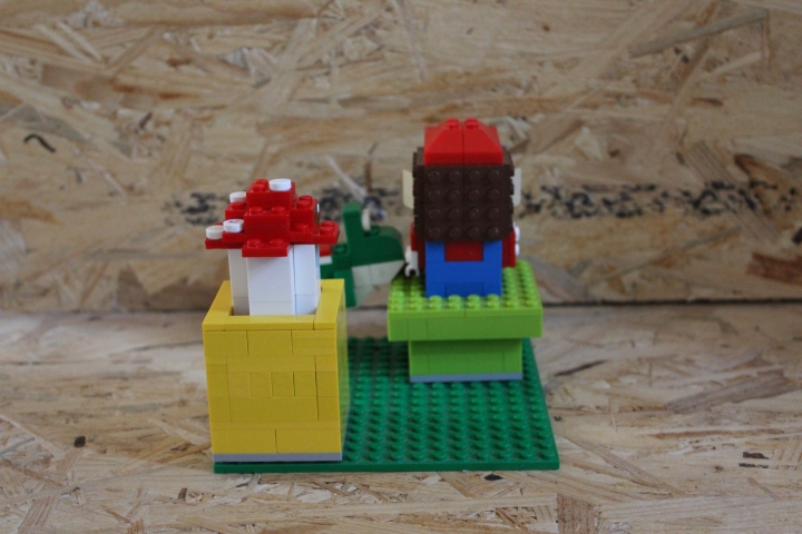 LEGO MOC - 16x16: Chibi - Марио: Вид сзади