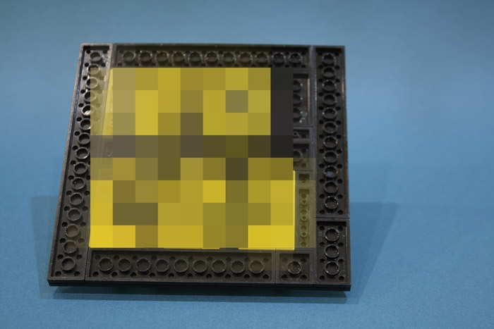 LEGO MOC - 16x16: Micro - Тадж-Махал: На обратной стороне я собрал надпись - свой никнейм. Но по правилам конкурса пришлось ее скрыть. Кто угадает автора?