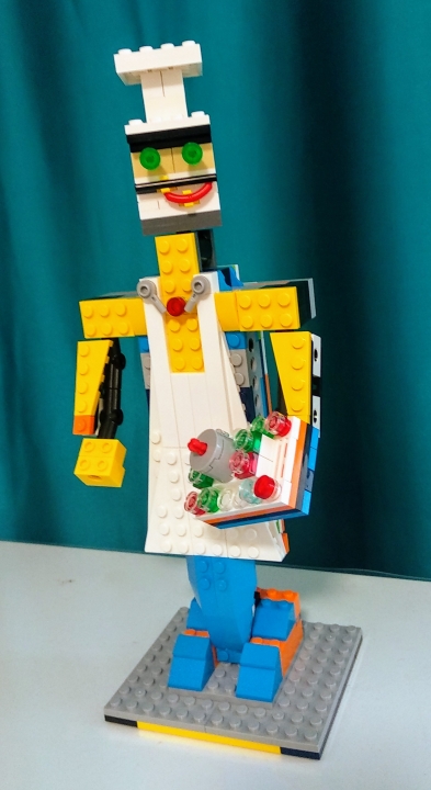 LEGO MOC - LEGO-конкурс 16x16: 'Все работы хороши' - Повар-кондитер: Фото_1