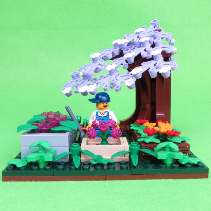 LEGO MOC - LEGO-конкурс 16x16: 'Все работы хороши' - Кем быть? Садовником!: Как правильно делать подкормку.