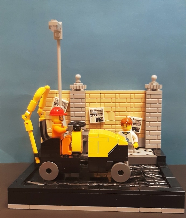 LEGO MOC - LEGO-конкурс 16x16: 'Все работы хороши' - Машинист асфальтового катка: Вид спереди. 