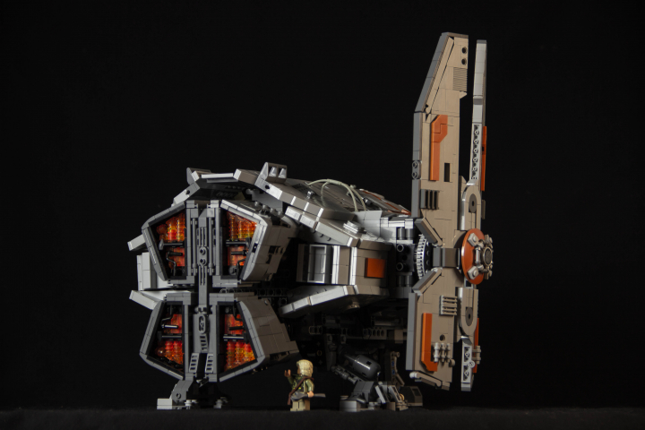 LEGO MOC - LEGO-конкурс 'Путь к звездам' - Звездный Бродяга: Бывает, барахлит то механизм крыла, то гипердрайв, но я уже как-то привык его чинить и нахожу в этом некую медитацию. Я чувствую и понимаю корабль. 